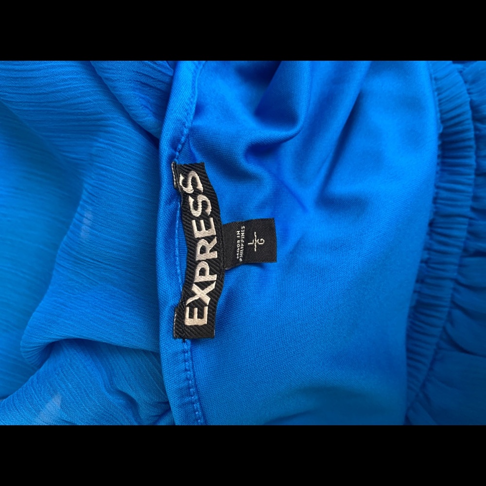 Express dress - Picture 5 of 5